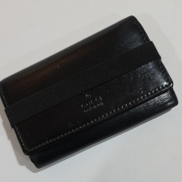Gucci Vintage Black Leather 6-Key Holder Case – Classic Luxury Accessory 3.5x2.5 - Picture 3 of 14
